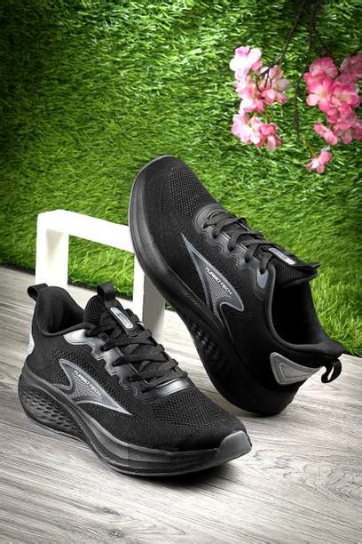 Black Mens Footwear - Buy Black Mens Footwear Online at Best Prices In ...