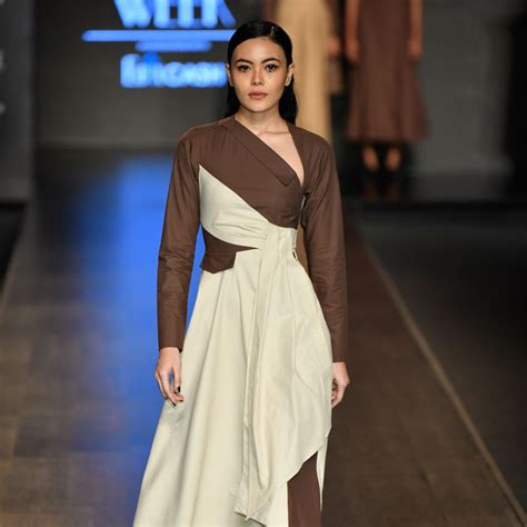 Karishma Deepa Sondhi at Lotus Make-Up India Fashion Week autumn/winter ...