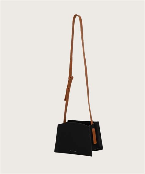 BINATE STRUCTURED SLING