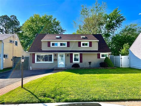232 Elizabeth Ave, Iselin, NJ 08830 | Homes.com