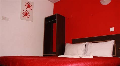 DOVER HOTEL BONDO - Specialty Hotel Reviews, Photos, Rate Comparison ...
