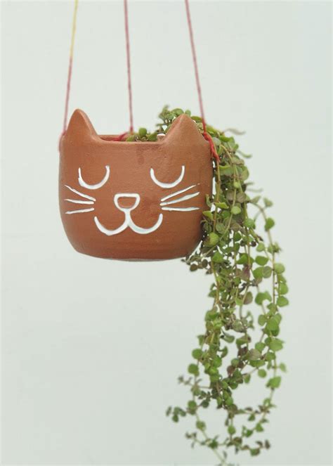 Get Terracotta Cat Hanging Planter at ₹ 499 | LBB Shop