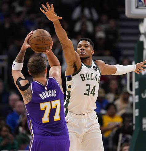 Milwaukee Bucks: Giannis Antetokounmpo Odds To Remain With Team ...