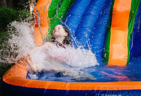 Tips for Choosing The Right Inflatable Water Slide for your Backyard Party