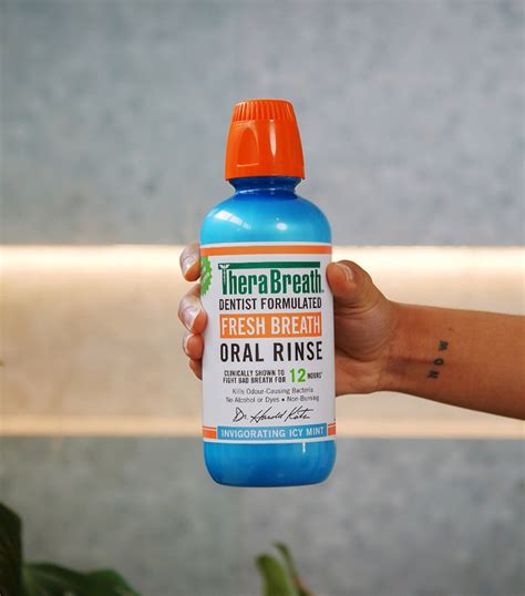 Invigorating Icy Mint Fresh Breath Oral Rinse, 473ml