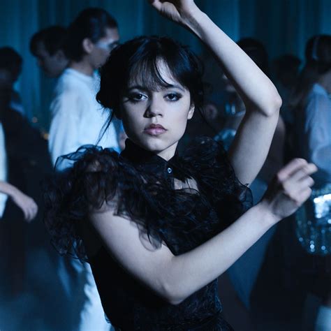 ‘Sirens’ on Netflix: Everything We Know About the Twisty New Series ...