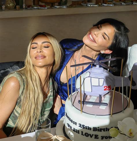 Jeff Bezos throws intimate birthday dinner for girlfriend Lauren ...