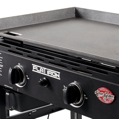 2-Burner Flat Iron® Gas Griddle with Lid - Char-Griller