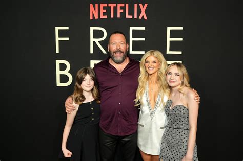 Free Bert cast: Every character featured in the comedy-drama series and ...