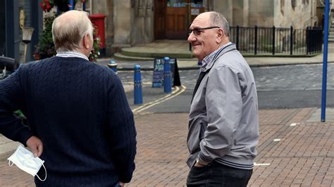 People in Town Photography 的图像结果