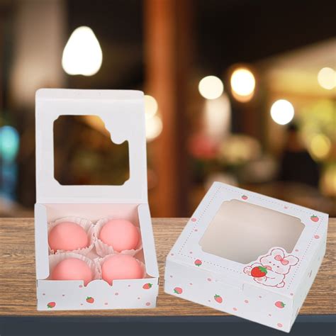 Strawberry Bright Brownie Box (5.5 x 5.5 x 2.0 in) - Fingerlic Cakes ...