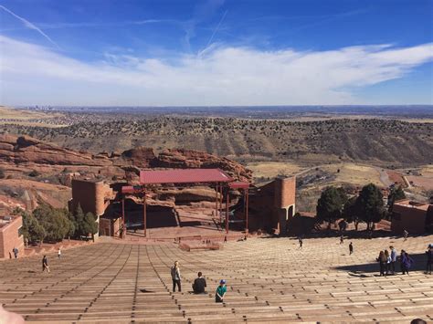 The Best Times To Visit Colorado [By Seasons and Interests]