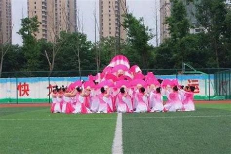 南阳幼师举办2016级中专班民族、民间舞创编比赛