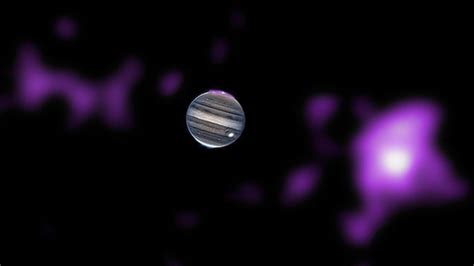Rare picture shows Jupiter surrounded by mysterious lumps invisible to ...