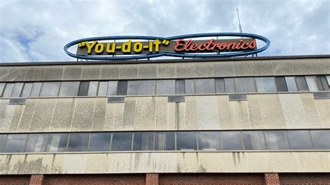 'You-do-it' Electronics Center in Needham going out of business