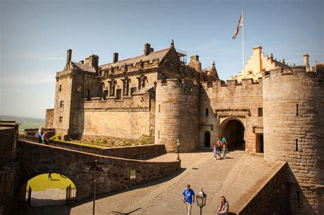 盘点英国最美的十大城堡|卡那封|华威城堡|苏格兰_新浪新闻