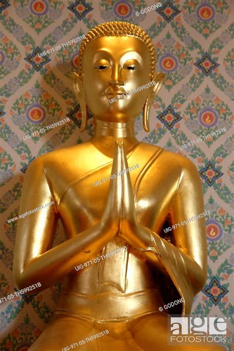 Wat Trahimit, Bangkok. Statue of Apostle Sareeputrathera, Stock Photo ...