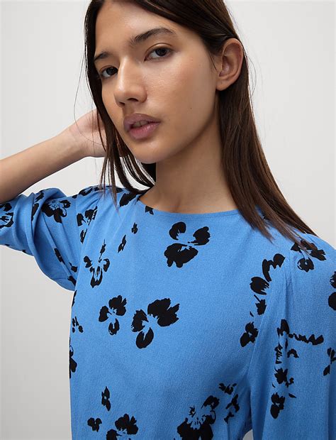 Buy Floral Round Neck Midaxi Tea Dress at Marks & Spencer