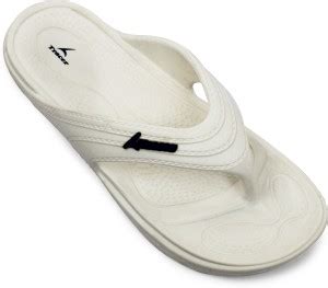 TRACER Men Slippers - Buy TRACER Men Slippers Online at Best Price ...