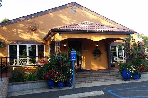 Viva La Vida Spanish and Mexican Restaurant | Oakdale, NY