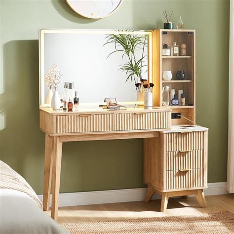 Wade Logan® Carsin 48" Fluted Makeup Vanity Desk with 36" Big Lighted ...
