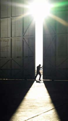 10 motivational quotes that push you to achieve more