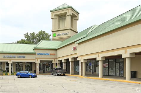 17212-17510 Lorain Ave, Cleveland, OH 44111 - Kamms Plaza | LoopNet
