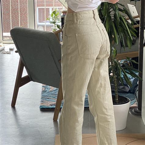 Uniqlo Cream Jeans at Ruth Tolbert blog