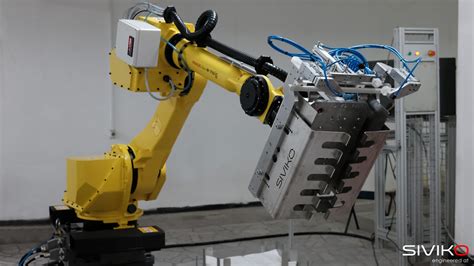 Industrial Robots 的图像结果