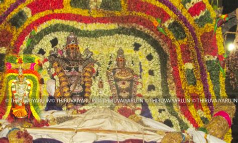 Day 10 Thiruvaiyaru Chithirai Festival 2016 (Dwajavarohanam) | Thiruvaiyaru