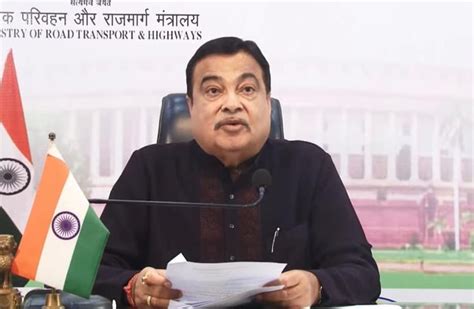 Gadkari Shifts Focus to Construction Equipment, Tractors; Pushes for ...