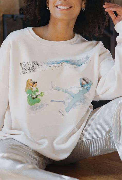 Slams Laptop Shut Till Monday Sweatshirt – Après Everyday