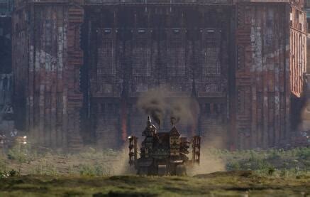 科幻片《掠食城市》即将上映，讲述千年后人类的生存和掠夺_无字幕纯英文电影网
