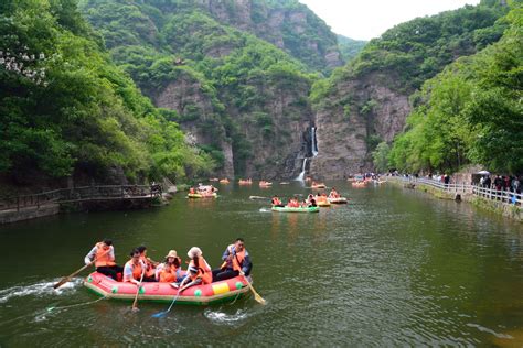 贵阳自驾重庆峡谷、露营、玩水、美景、美食、免票