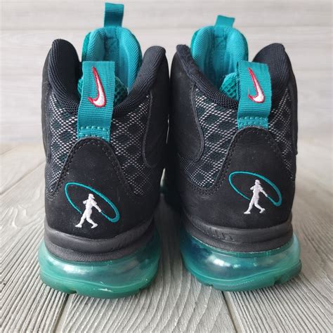 Ken Griffey Jr Shoes 2011