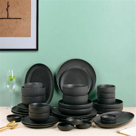 Setsu 34 Piece Luxury Dinner Set | Black – The June Shop