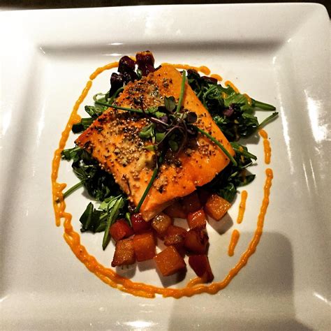 CENTER SQUARE GRILL, East Longmeadow - Menu, Prices & Restaurant ...