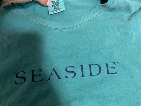 Seaside, Florida Apparel Font? : r/identifythisfont