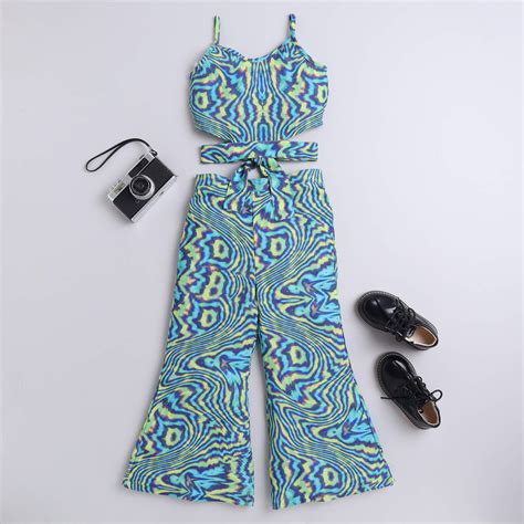 Shop Restro Printed Singlet Crop Top With Matching Pant Set - Multi ...