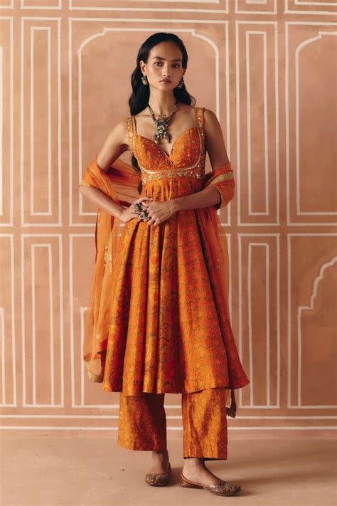 Drishti & Zahabia - Elahe