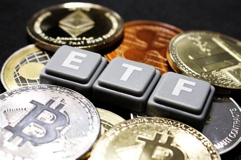 The Pros and Cons of Investing in an ETF Versus Buying Cryptocurrencies ...