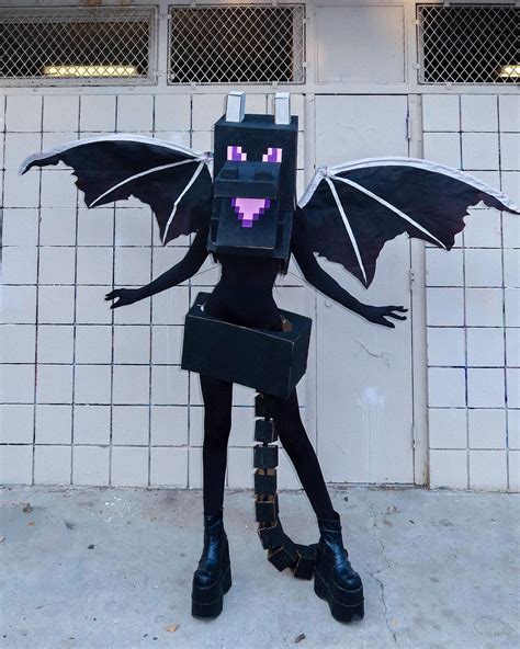 Kirsten Kaye | the dirty bubble! in all his dirty roundness 🫧🫧🫧🫧 cosplay outfit idea credit to ...