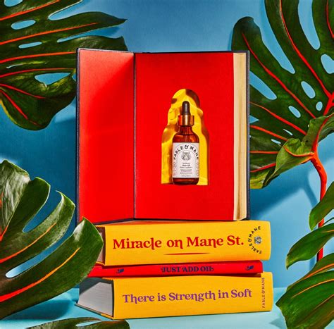 Fable & Mane Where Hair Roars Holiday Lilac Bag