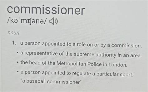 define commissioner? - Brainly.in