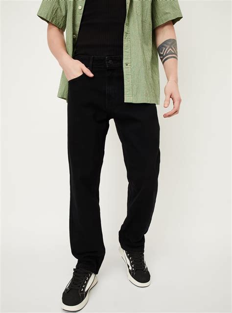 Buy Men Solid Straight Fit Jeans Online at just Rs. 1299.0 ...