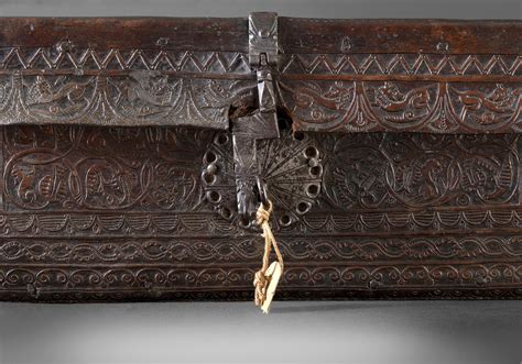 Boiled Leather Trunk, Spanish, 17th Century For Sale at 1stDibs