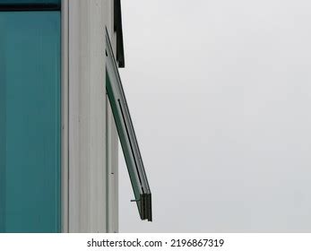 Building Interior Side View 的图像结果