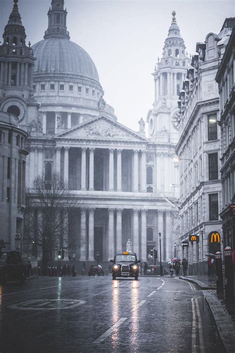 Quiet, moody, misty, wet London. : r/london