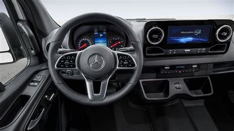 Mercedes-Benz Sprinter 2019 - Interior - Motor1.com Fotos
