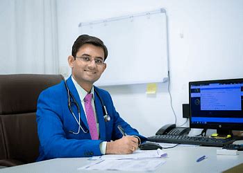 3 Best Oncologists in Raipur - Expert Recommendations